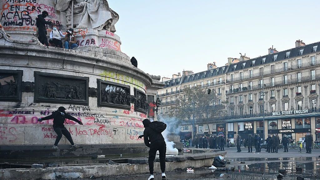 In pictures: French landmarks damaged and destroyed by violent protesters